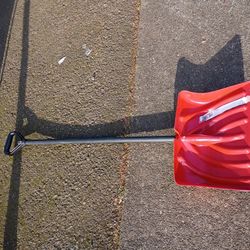 Snow Shovel 