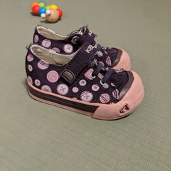 Girls Shoes. Keen. US 5