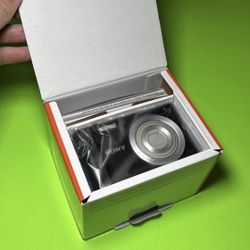 BRAND NEW SONY Cyber-shot DSC-W800 20.1MP Digital Camera 5x Optical Zoom 