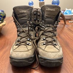 Lowa Renegade Gortex Women’s Hiking Boots