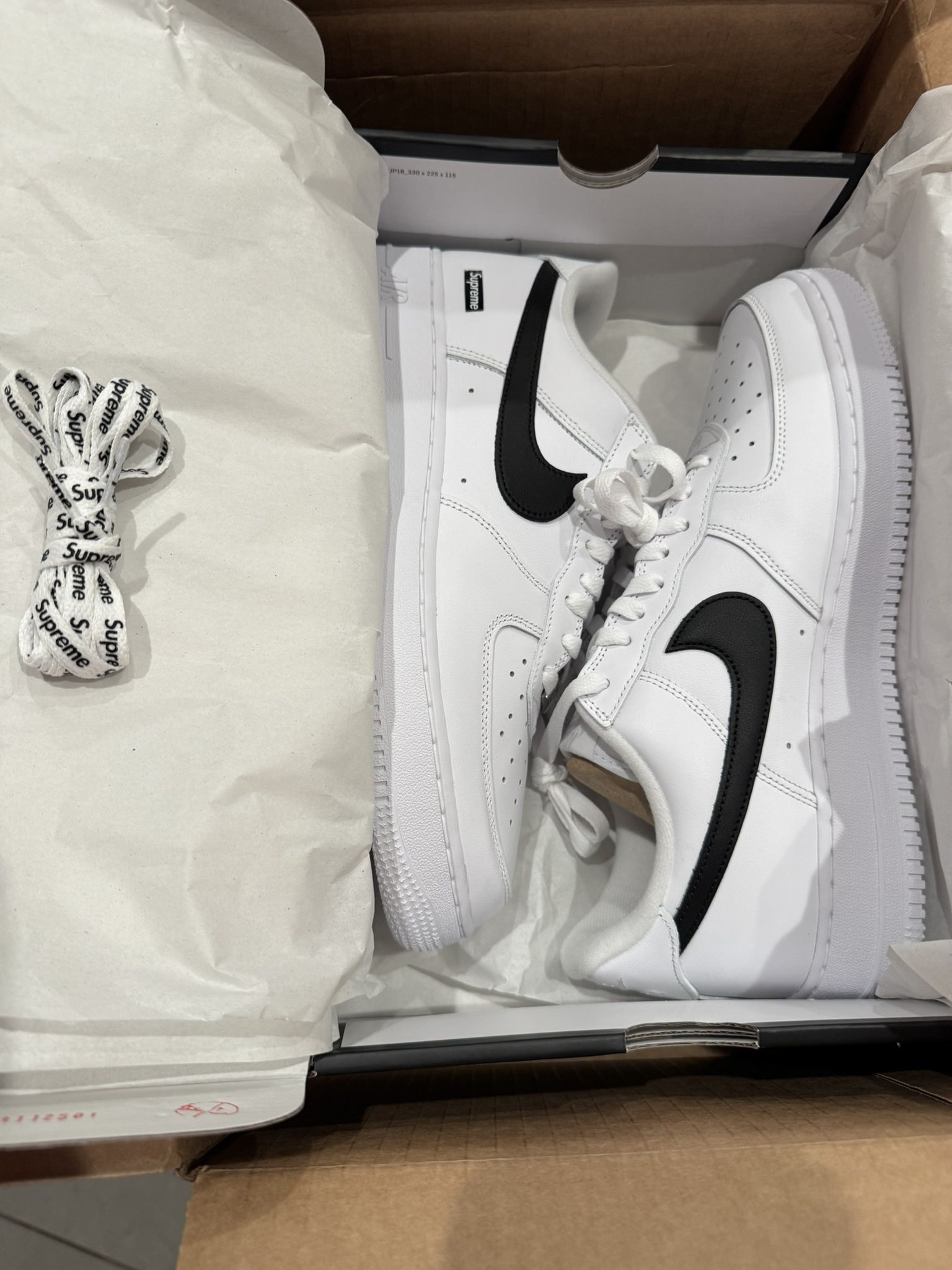 Supreme Nike Air Force Size 10.5 White