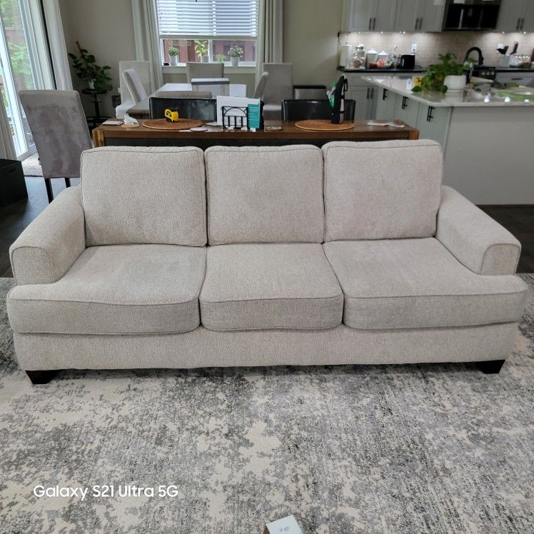 Couch and loveseat set (Stanton)