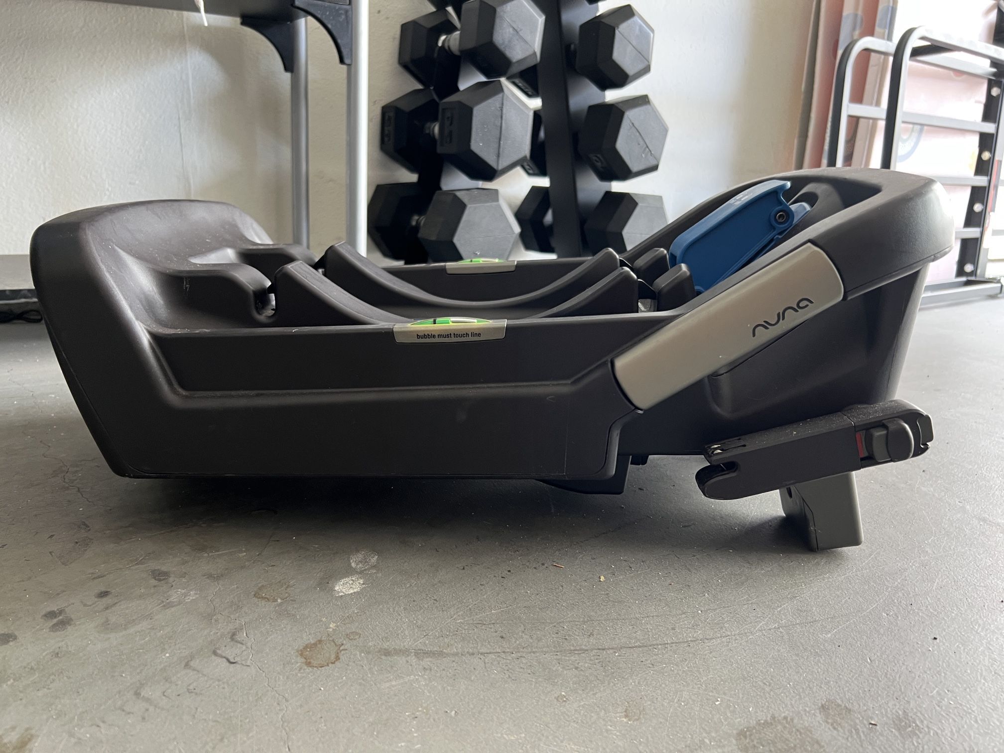 Nuna Pipa Car Seat Base