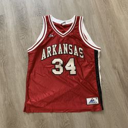 Vintage maroon men’s basketball jersey