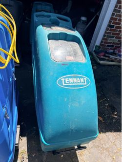 Commercial Carpet Cleaner