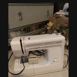 Kenmore Sewing Machine 