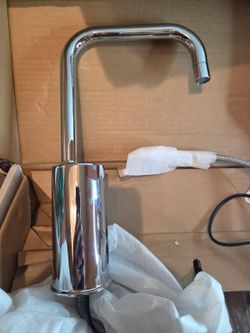 KOHLER Goose Neck Touchless Faucet