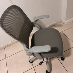 Comfortable Chair Barley Used Brand New No Box 