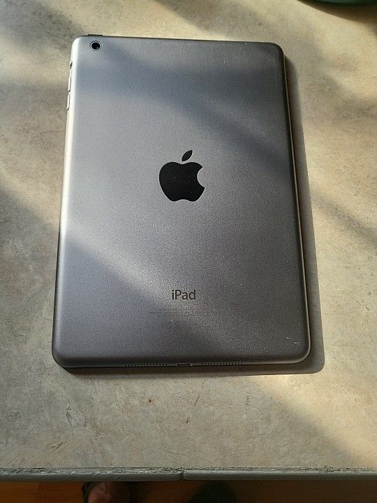 Apple IPad Mini 16gb 