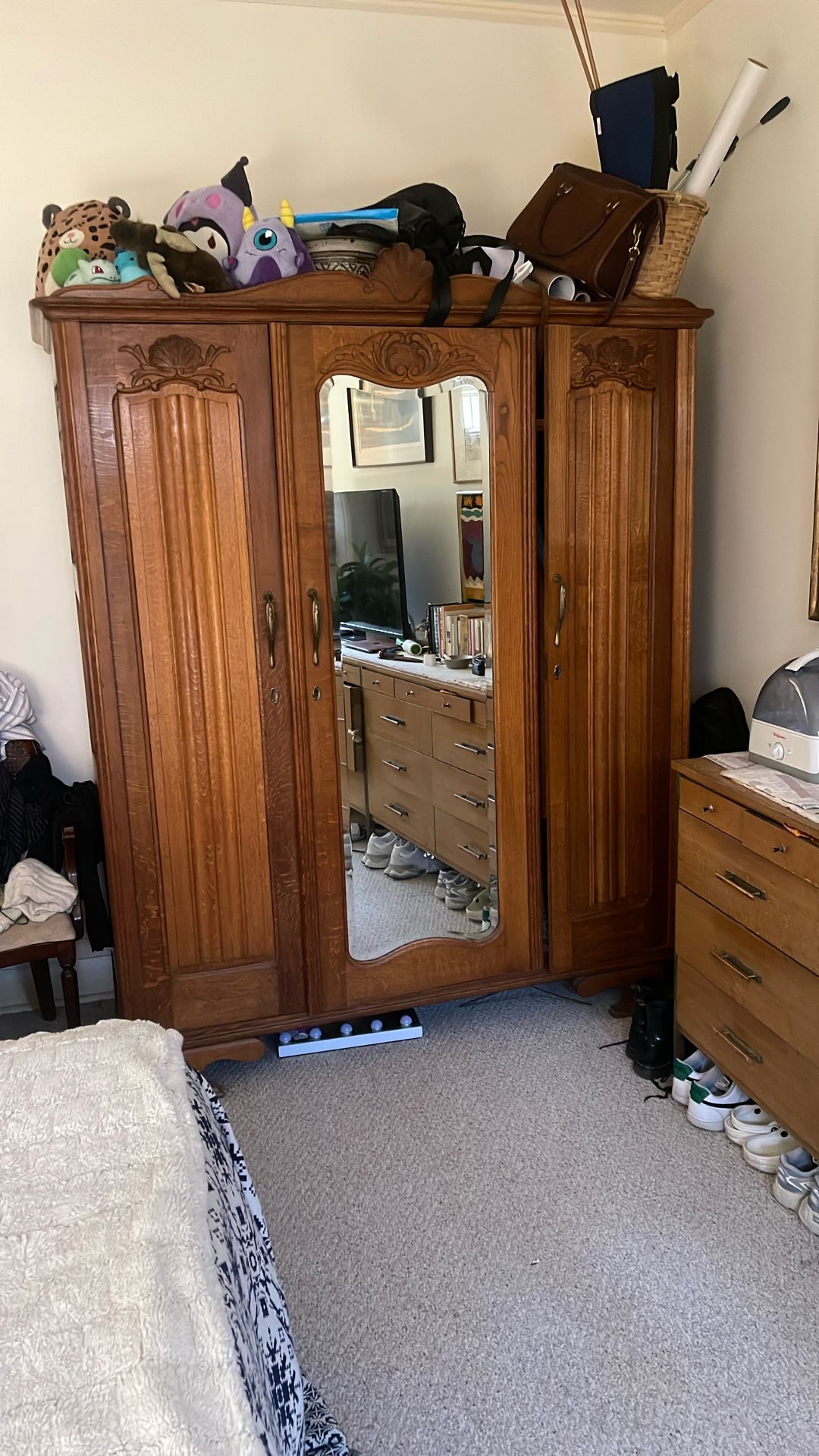 Armoire