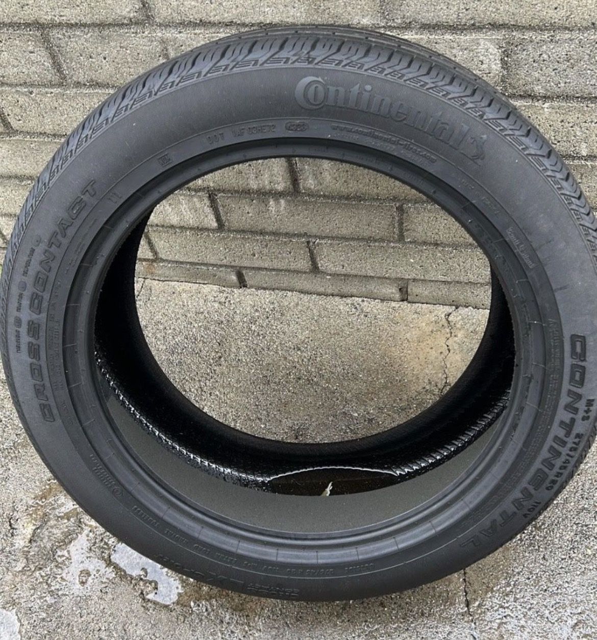 275/45R20 Continental CrossContact LX Sport