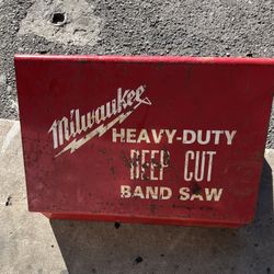 Milwaukee 6230 Heavy Duty Deep Cut Portable Bandsaw 120V - w/ Metal Case