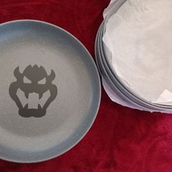 Collectible Bowzer Universal Plates