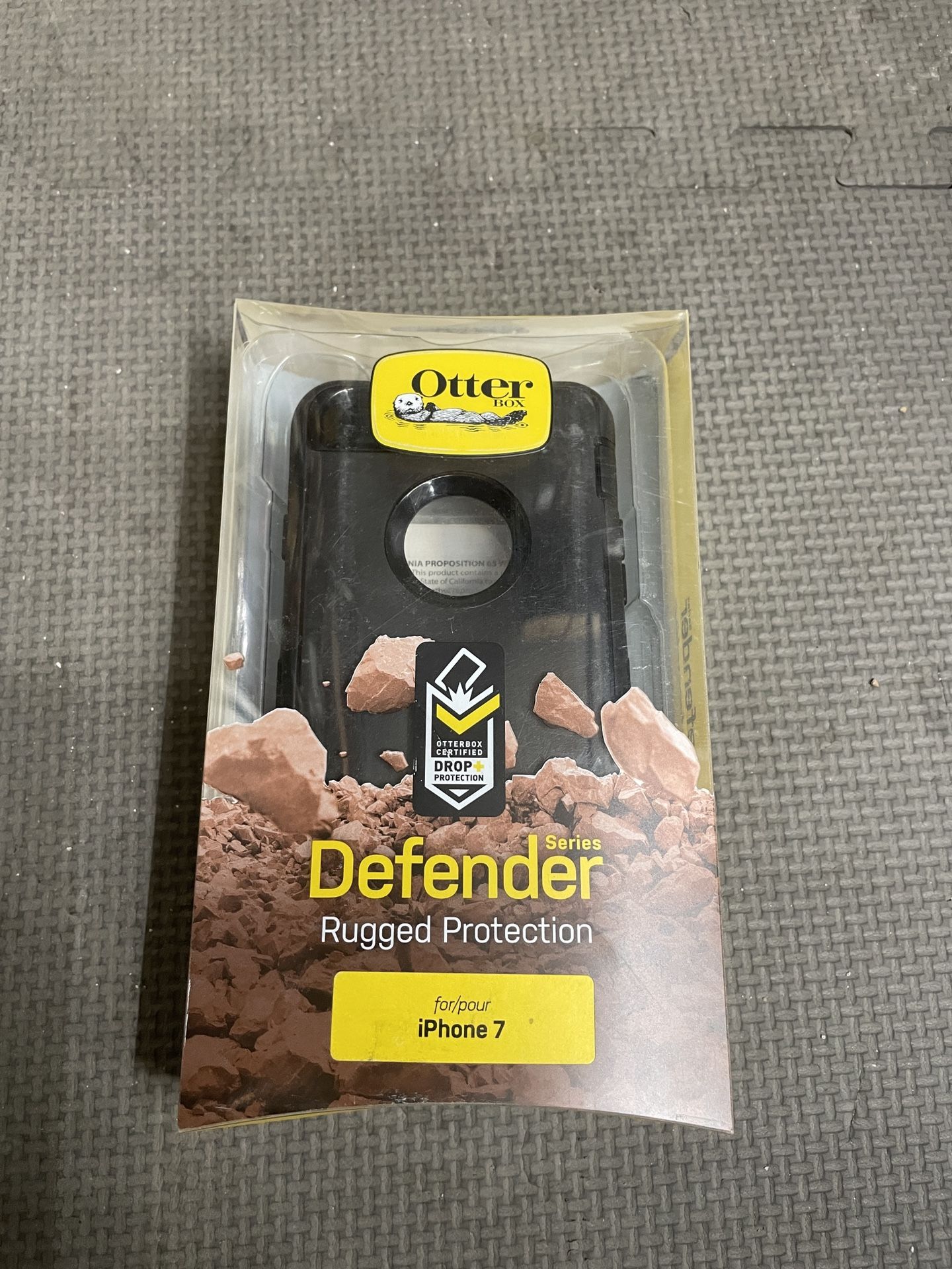 OtterBox Defender For iPhone 7/ SE 3rd Generation 