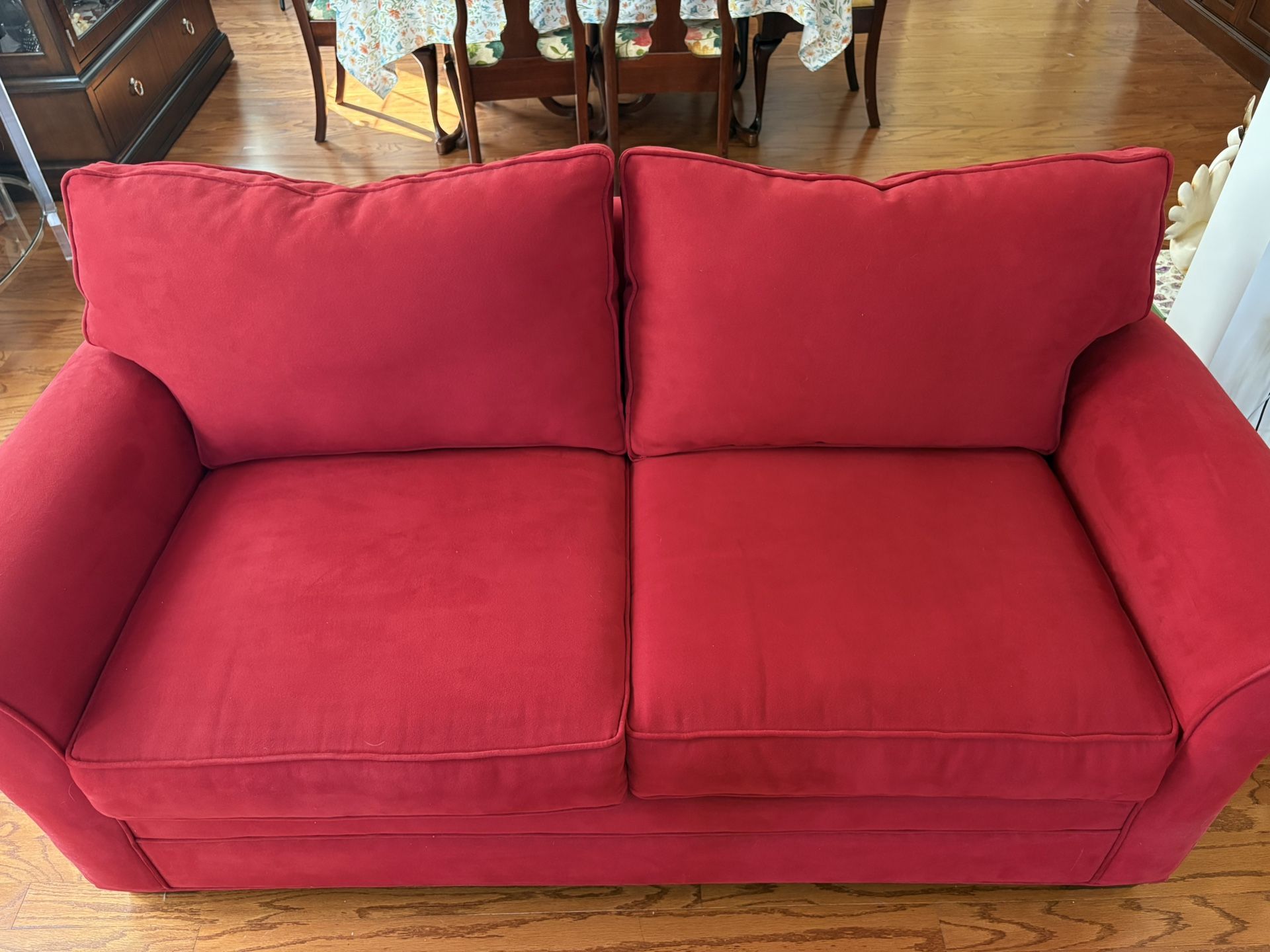 Red 5ft Cindy Crawford Couch And A 5ft Sleeper