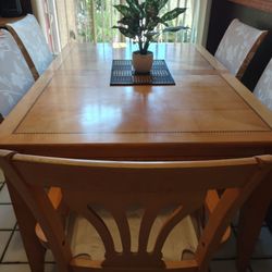 Elegant Wooden Dining Table W/ 6 Chairs 