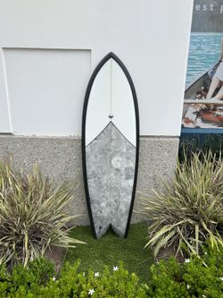 5’8 Woodin Fish Surfboard