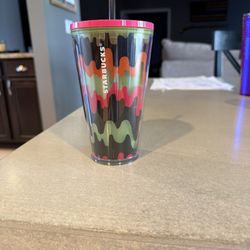 Starbucks Cups 