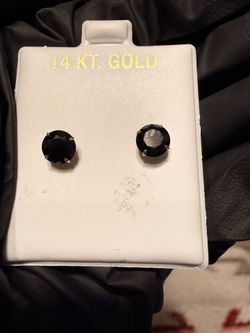 14k gold black onyx stone with push backs