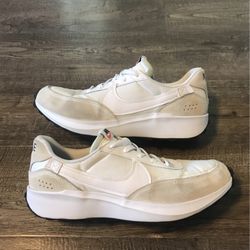 Nike Men’s Waffle Shoes 