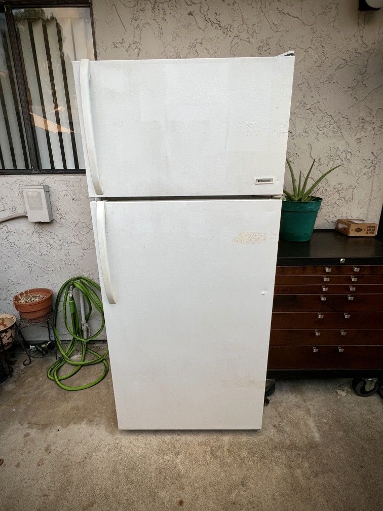 Free Working Refrigerator