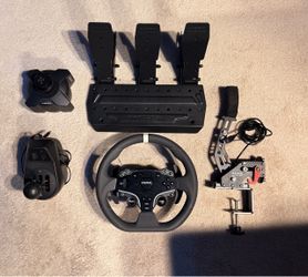 MOZA Racing Sim Bundle – Wheel, Pedals & Shifters
