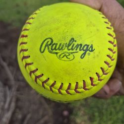 Bucket Of 25 Practice Softballs.  LOCATED IN GLENDORA.  SEE MY PAGE FOR OTHER BASEBALL/SOFTBALL  EQUIPMENT FOR SALE "CHEAP "