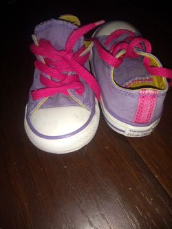 Shoes kids size 8