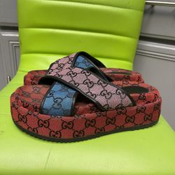 Authentic Gucci Woman’s Size 8 No Box No Recipe Like New Conditions Price Firm 