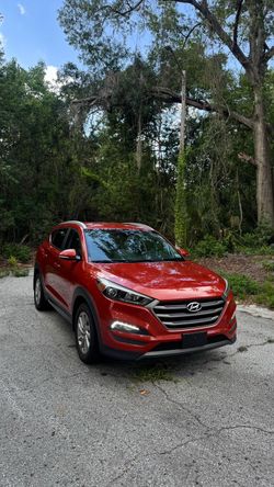 2016 Hyundai Tucson · Limited / Sport / Eco / SE