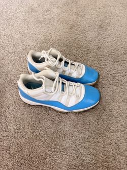 Jordan 11 low unc blue size 10.5