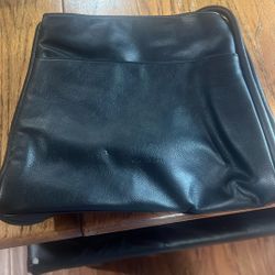 Black Purse 