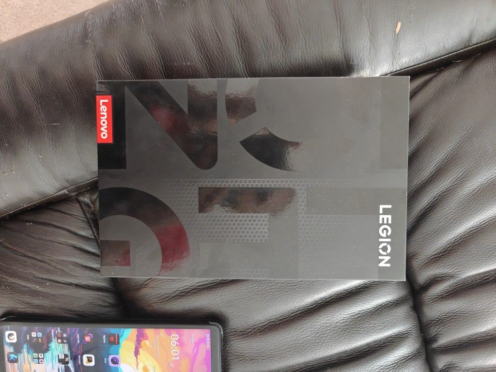 Lenovo Legion Y700 Tablet