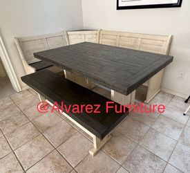 Breakfast nook