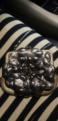 Brighton (small purse with chain)