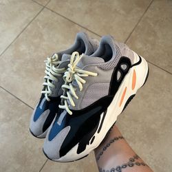 Yeezy Boost 700 Wave Runner 