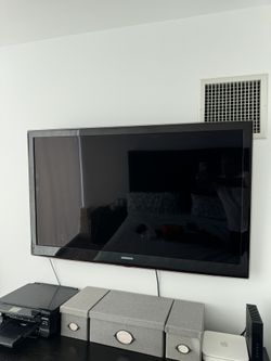 55” Samsung LED TV