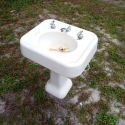 Cast iron sink Antique 