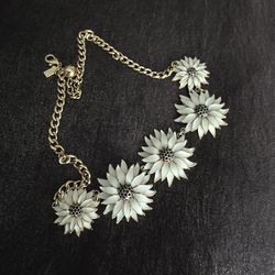 Kate Spade ♠️ Black Eyed Susan Necklace Creamy Ivory Daisy Flower