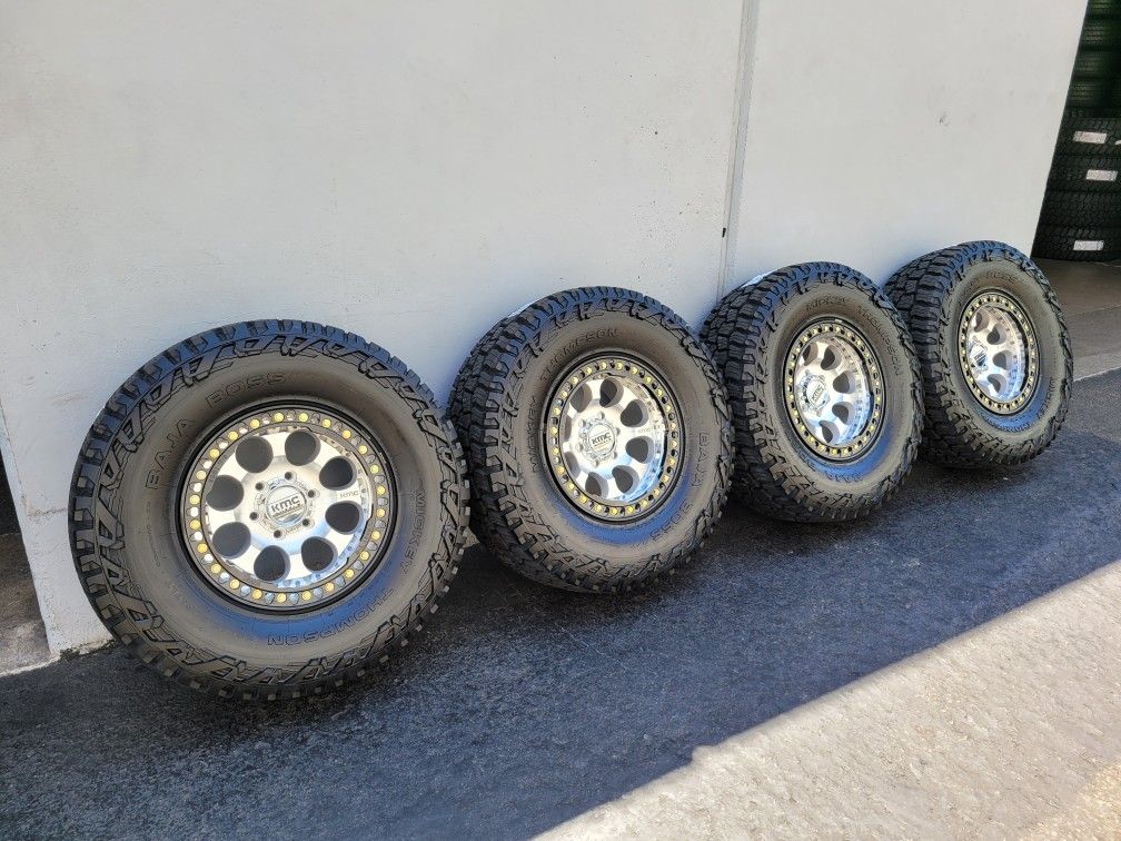 17" KM237 Riot beadlocks w/ 35x12.50R17 Mickey Thompson Baja Boss AT
