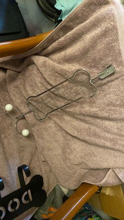 DOG 🐕 Leash Holders