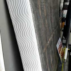Free Queen Box Spring And Frame