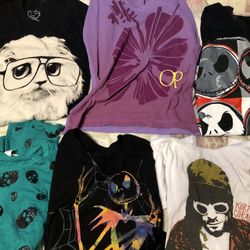 Women’s T-shirts Size Medium