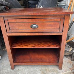 End Table / Nightstand 