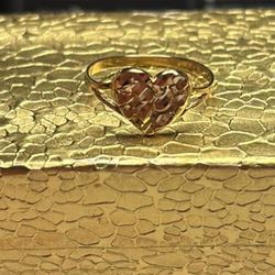 Women’s 14k heart nugget ring size 7