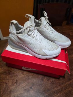 Nike Air Max 270 size 4 White Metallic Silver Running Shoes