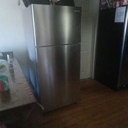 WESTBEND refrigerator 