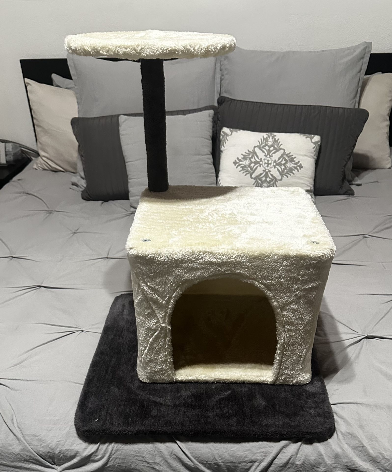 Condo Cat Tree 24 Inches 