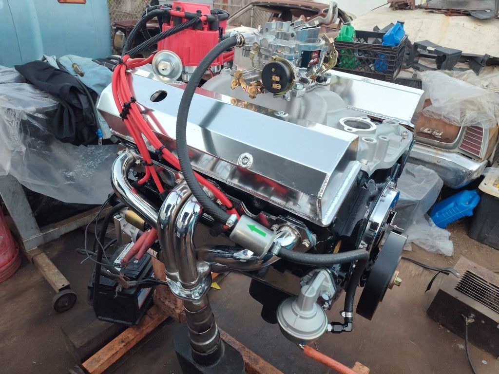 Rebuilt Chevy 350 Engine 