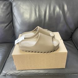 Yeezy Slides Sz5